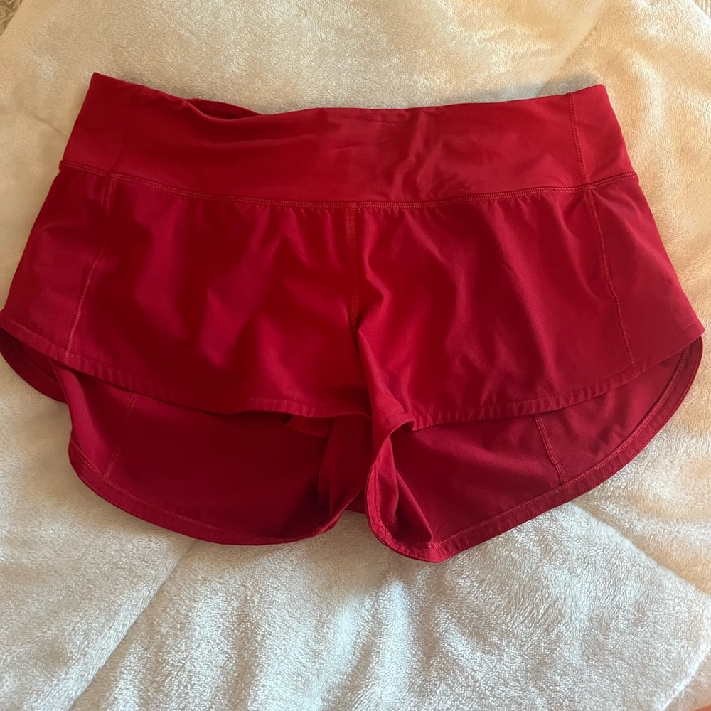 LuLu speed up shorts 2.5